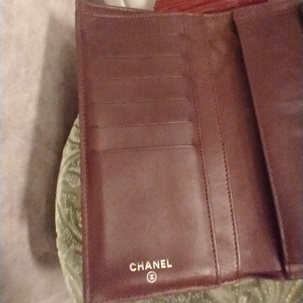 CHANEL Flap Wallet - Picture 8 of 16